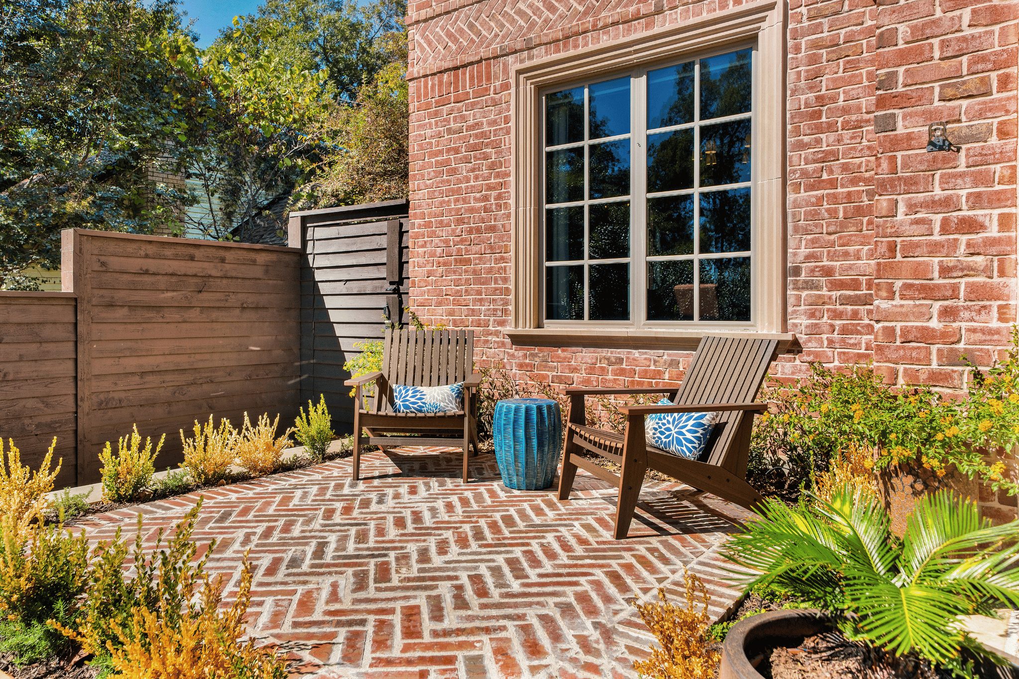 Front porch seating facing White Rock Lake Park at 9319 East Lake Highlands, Dallas
