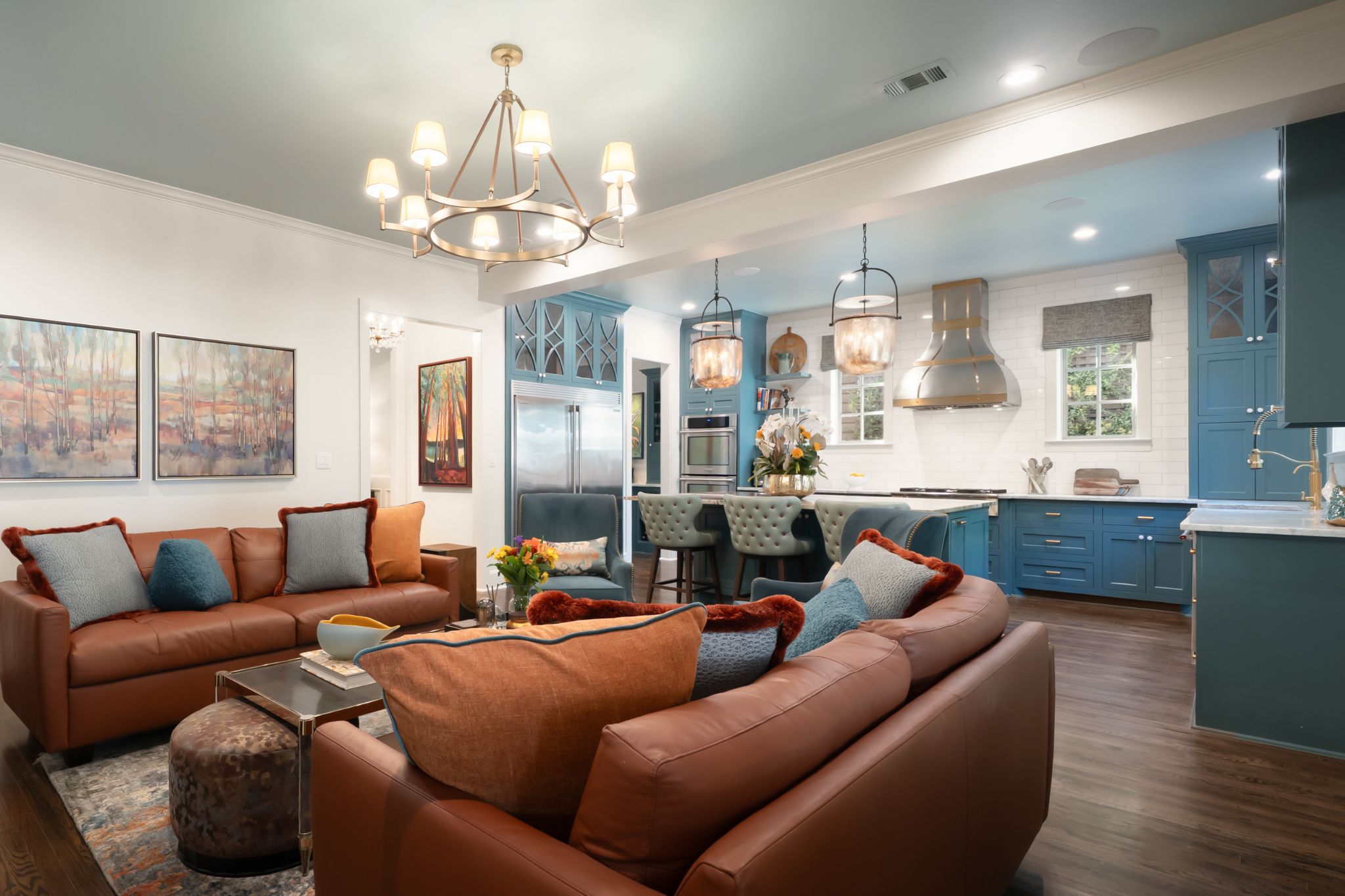 Kitchen opening to the den at 9319 East Lake Highlands, Peninsula, Dallas